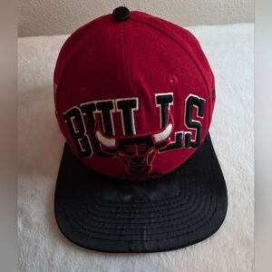 Chicago Bulls Red & Black Snapback Hat